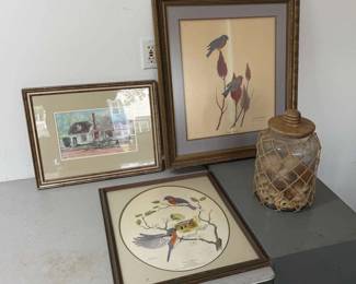 402 Artful Decor