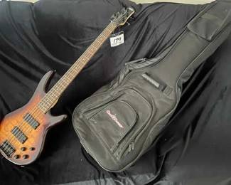 001 059 Ibanez GIO 5 String Bass