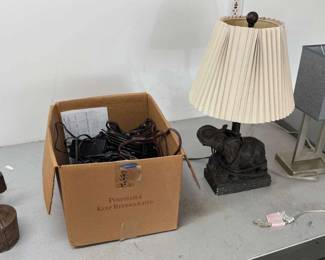 406 Lamps And Mystery Lot Of Cords