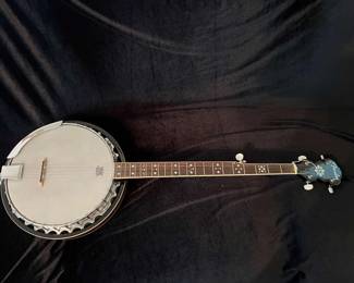005 073 Fender Banjo