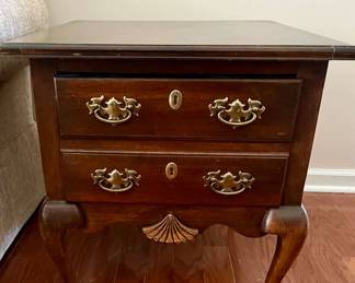 215 Mahogany End Table