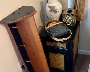 412 Miscellaneous Decor