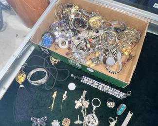 Jewelry Orlando Estate Auction