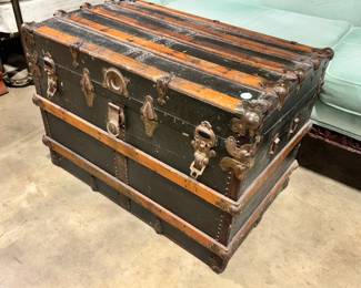 Vintage Trunk Orlando