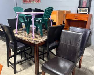 Dining Table and Chairs Orlando