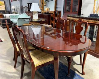 Dining Table and Chairs Orlando