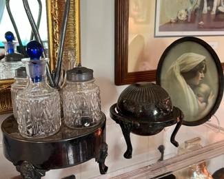 Cruet set 