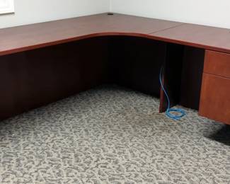 Mahogany Corner Office Desk with Drawers