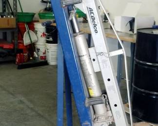 ACDelco 2-Ton Mobile Engine Hoist On Wheels