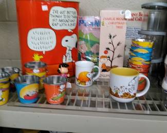 Collectible Peanuts items!