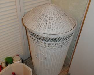 Hamper