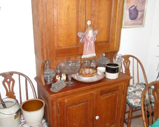 Vintage hutch