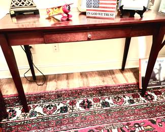 Desk table