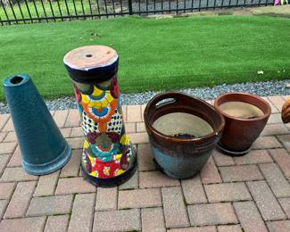 Outdoor pots/birdbath bases