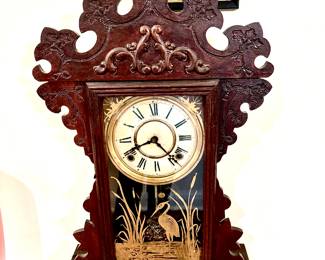 Antique mantle clock