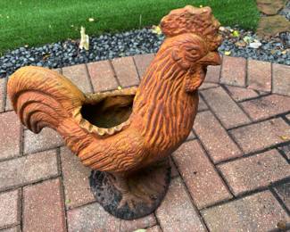 Rooster planter