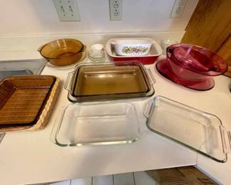047-KIT: Pyrex and Friends Bakeware