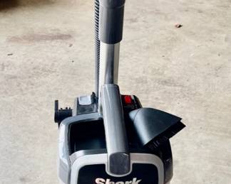 021-GAR: SHARK Navigator Vacuum Cleaner