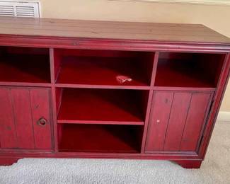090-DEN: Entertainment Center
