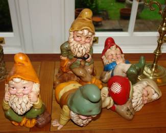 Ceramic characters of the Drawfs from Snow White
