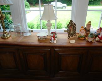 Serving buffet - great storage