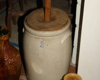 2-gallon butter churn