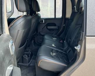 2022 Meticulously Modified Jeep Gladiator