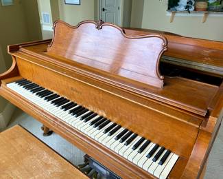 Baldwin baby grand piano