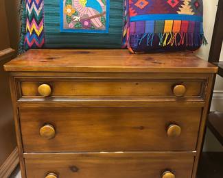 “Pone Shop” 3 drawer dresser