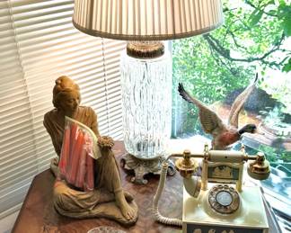Mid Century Textured Glass Table Lamp