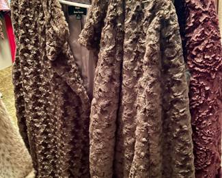 Dennis by Dennis Basso Faux Brown Fur Coat – Size XL