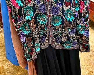 Black Tie 100% Silk Beaded & Sequin Floral Gown – Size 14