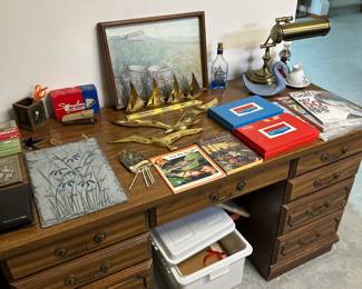 Brass Decor, Desk, Pictures
