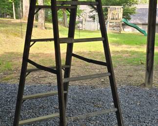 8” wood ladder