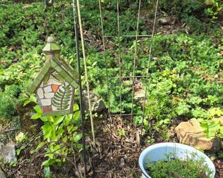Garden accents