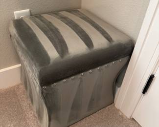Velvet stool with storage