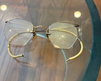 Antique B&L Bausch & Lomb 1/10 12K Gold Filled Eyeglasses 