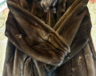brown mink fur coat 