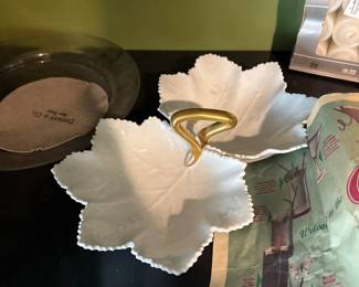 Porcelain Leaf Dish