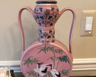 Chinese Antique Qing Famille Rose Porcelain Urn