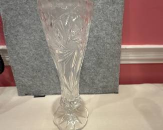9" Vintage Bohemian Czech Spinning Star Pinwheel Cut Lead Crystal Vase 