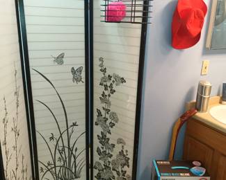 Room dividers