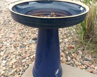 Bird bath
