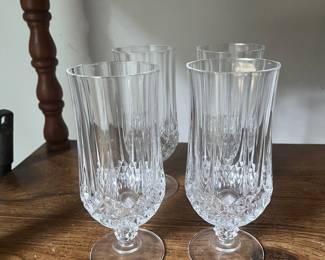 Lead crystal drinking glasses set of four
