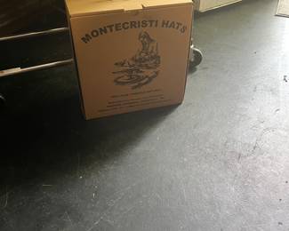 The box from Monticristi  Hats -where the Panama hats are made in Ecuador
showing authentication!!
