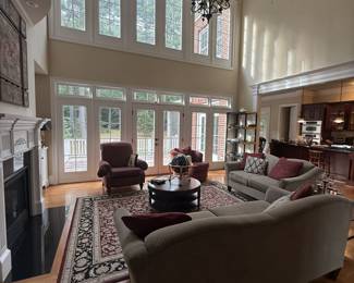 La-z-boy couches in good condition