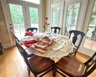 dining table with 6 chairs, kitchen linens