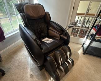 Osaki massage chair