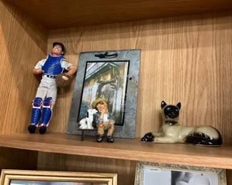 Joe Piazza Action Figure - Boy & Siamese Cat Figurine -