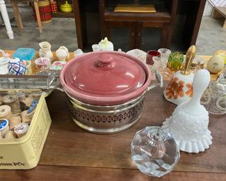 Guernsey Casserole Dish w/ Lid & Silver-Plated Metal Holder